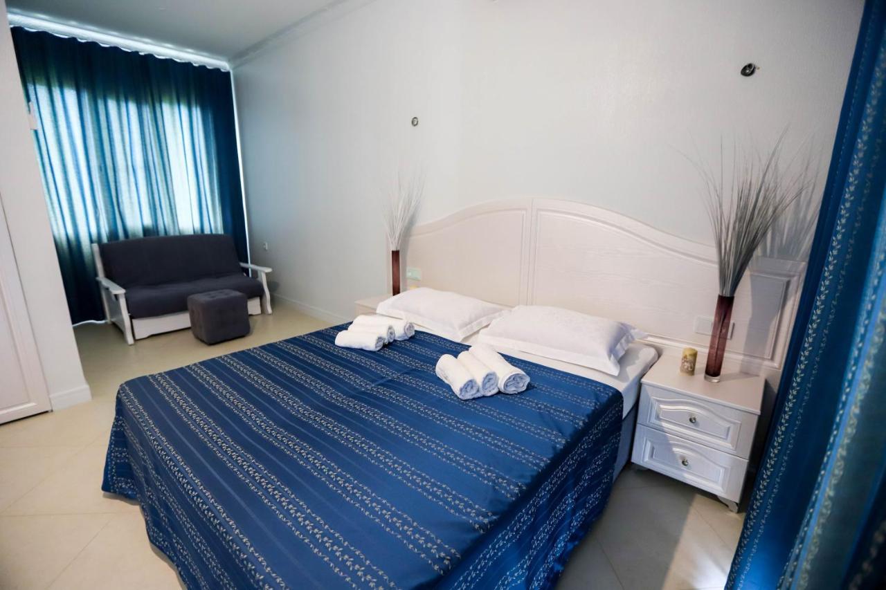 Hometel 4 Friends Gagry Zewnętrze zdjęcie